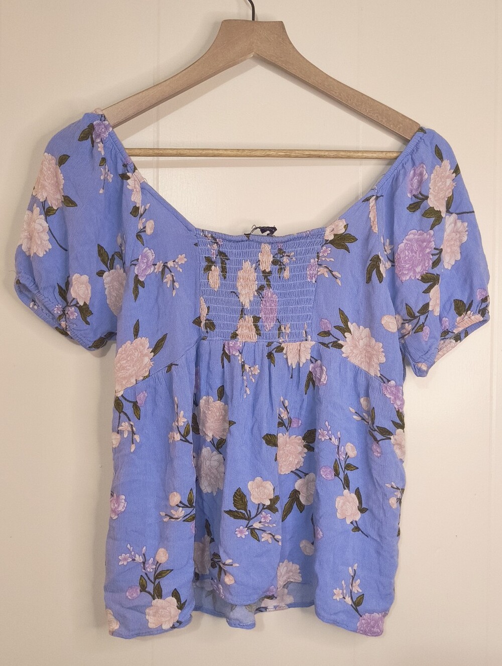 American Eagle Peplum Top Blue Floral - Picture 3 of 6